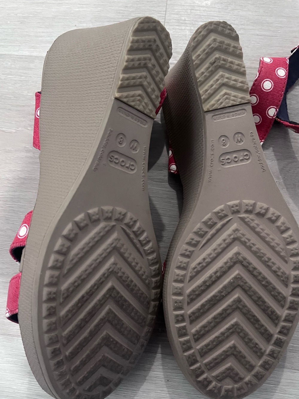 CROCS Leigh graphic polka dot wedge - Picture 6 of 6